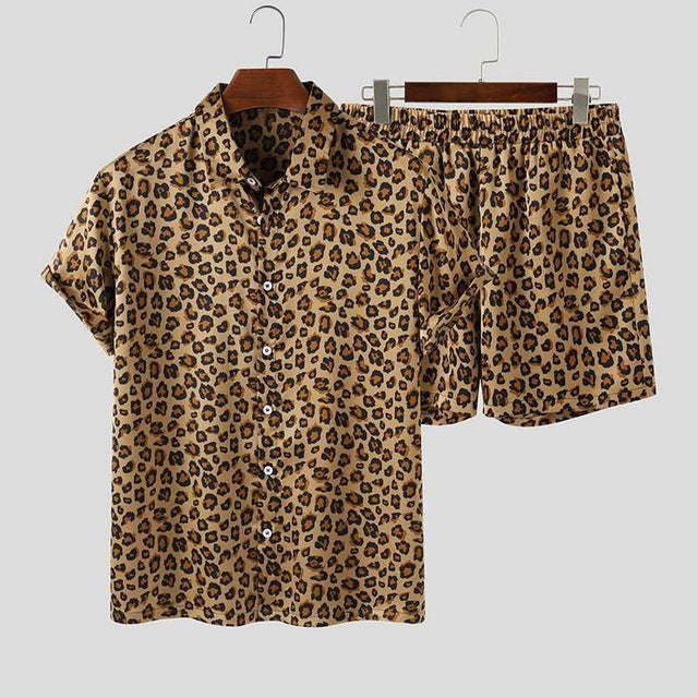 Agate men's summer wear set with leopard print, lapel short sleeve shirt and matching shorts, stylish men's casual outfit.